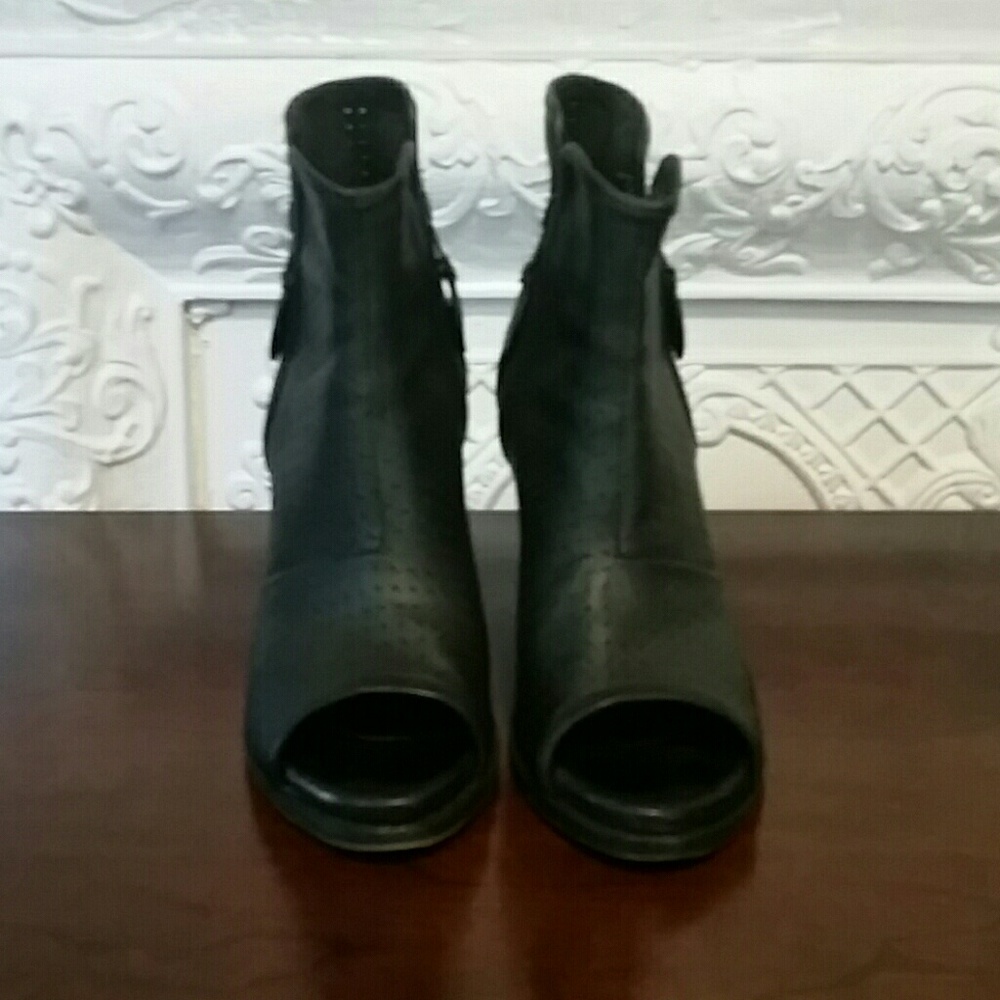 Rag and Bone black leather open toe booties